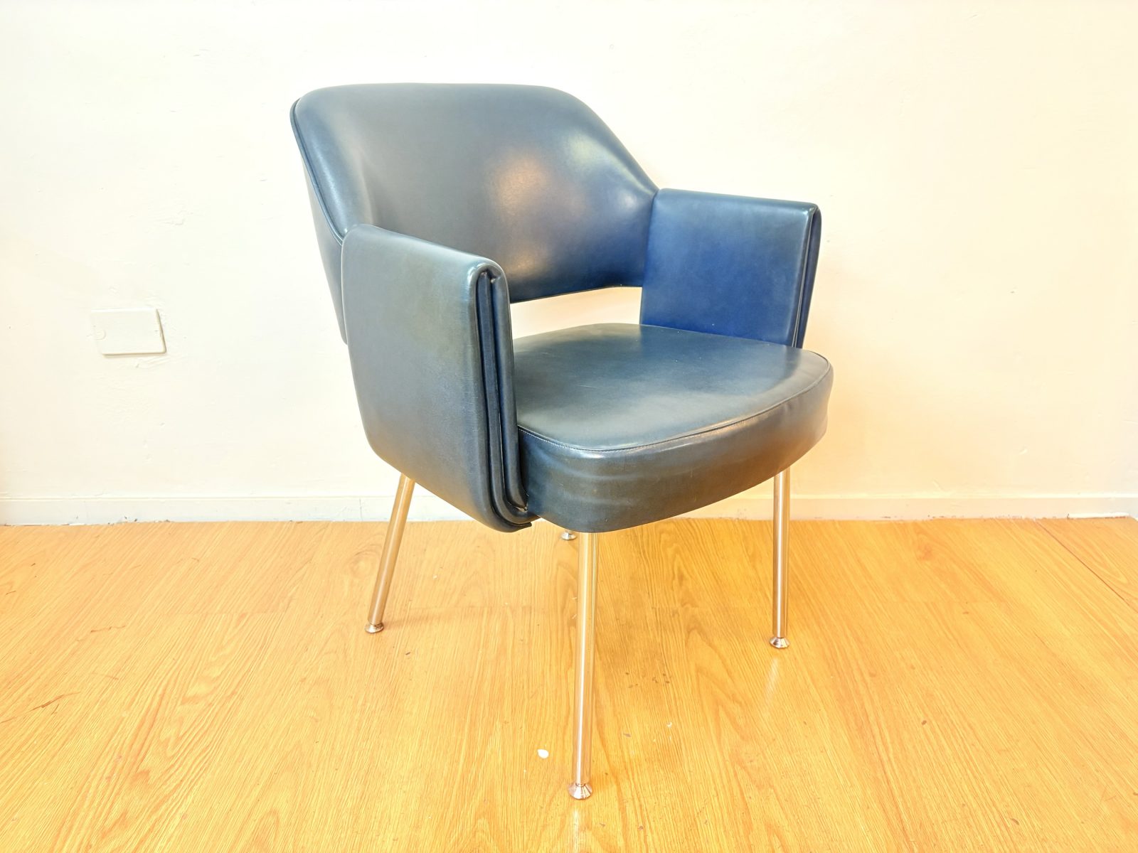 Butaca francesa by Marc y Pierre Simon para Airborne Maga España 1962