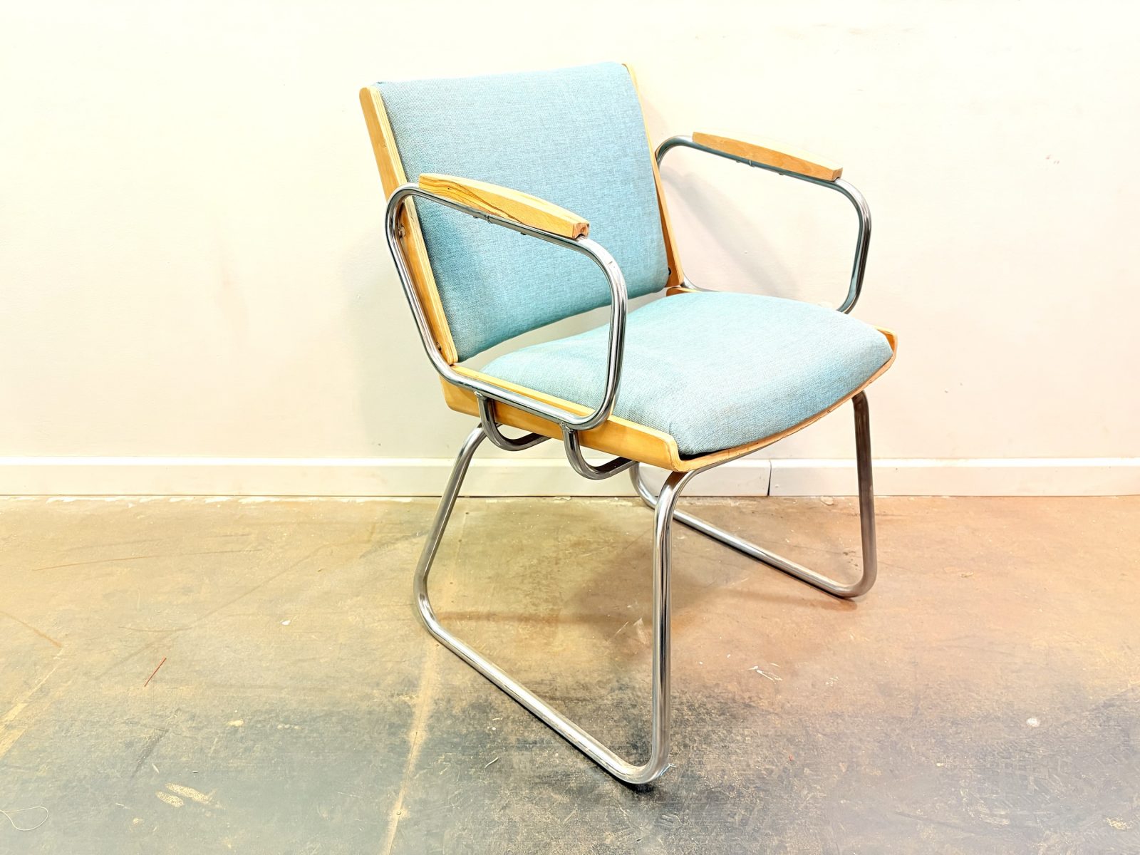 Butaca Director by Federico Giner edición limitada de 1979