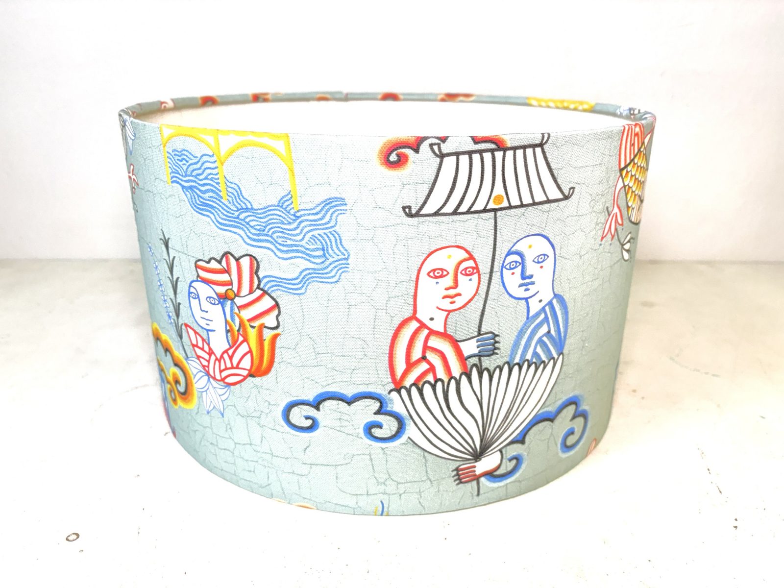 Pantalla Navia by la Opalina