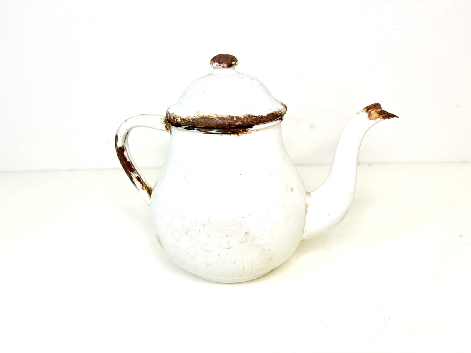 Tetera esmaltada Lyonnais Francia 1940’s