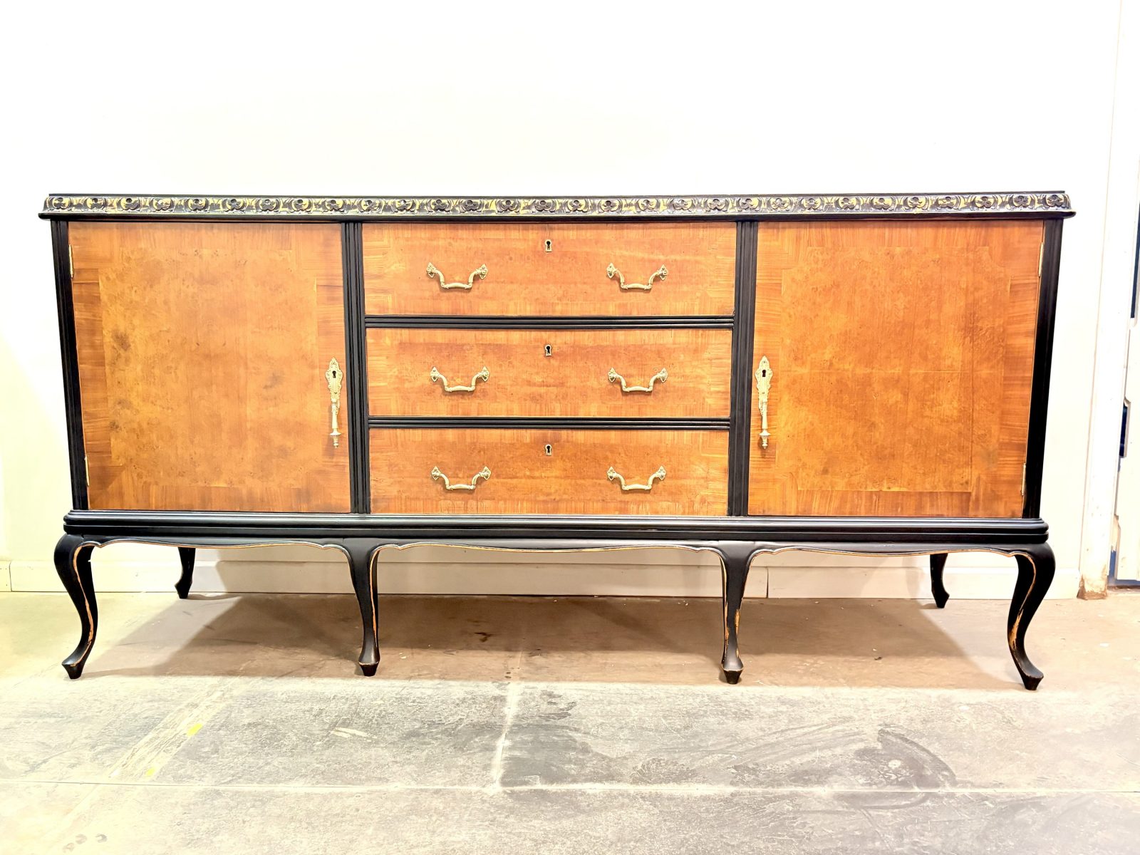 Aparador Buffet Luis XVI Grand De Sainte Francia principios S.XX