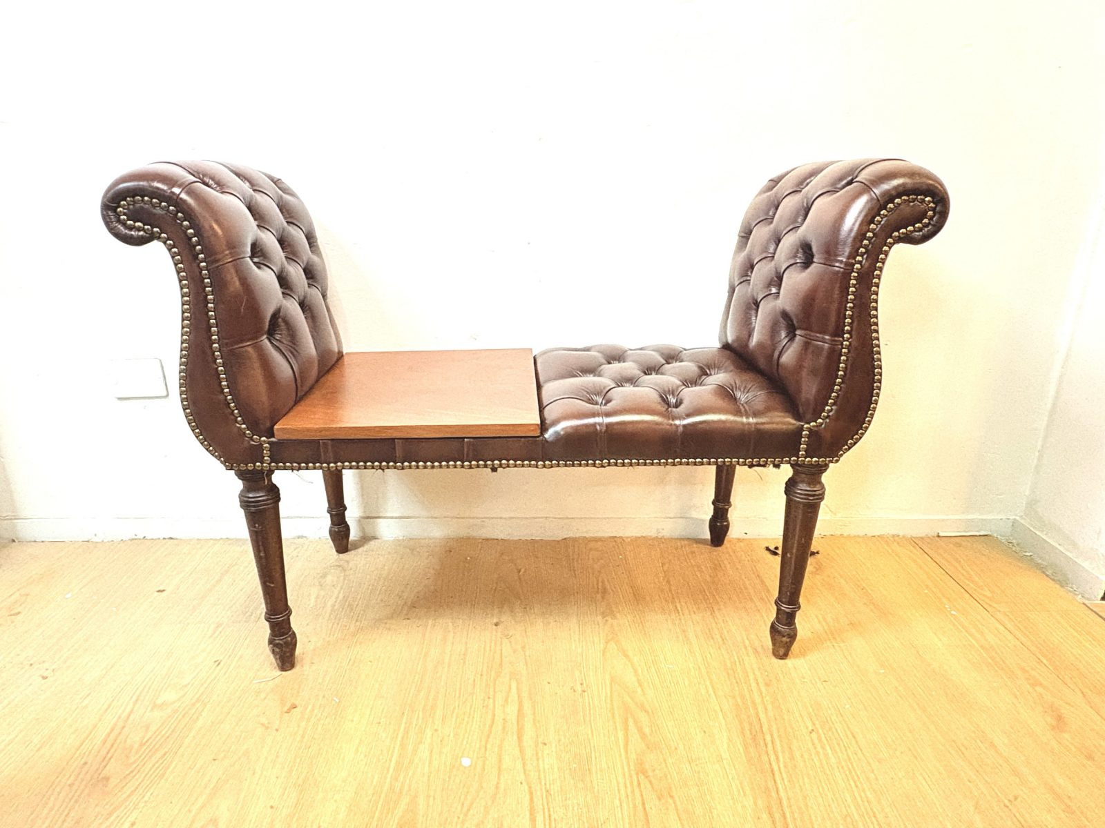 Banco telefonero Chesterfield Gainsborough Inglaterra 1940’s